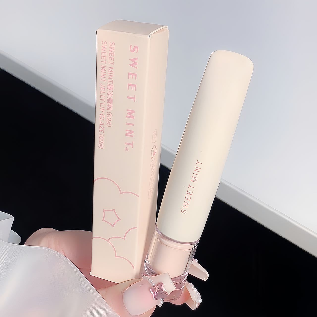 Lip Glaze Mirror Finish Moisturizing Gloss