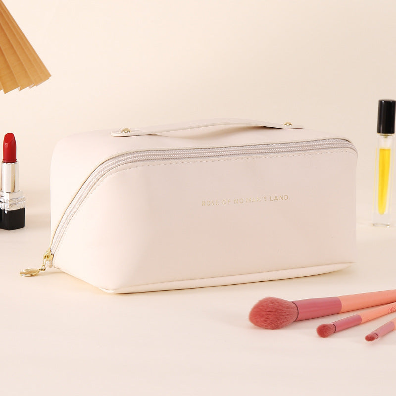TYNIĀ Everyday Beauty Bag